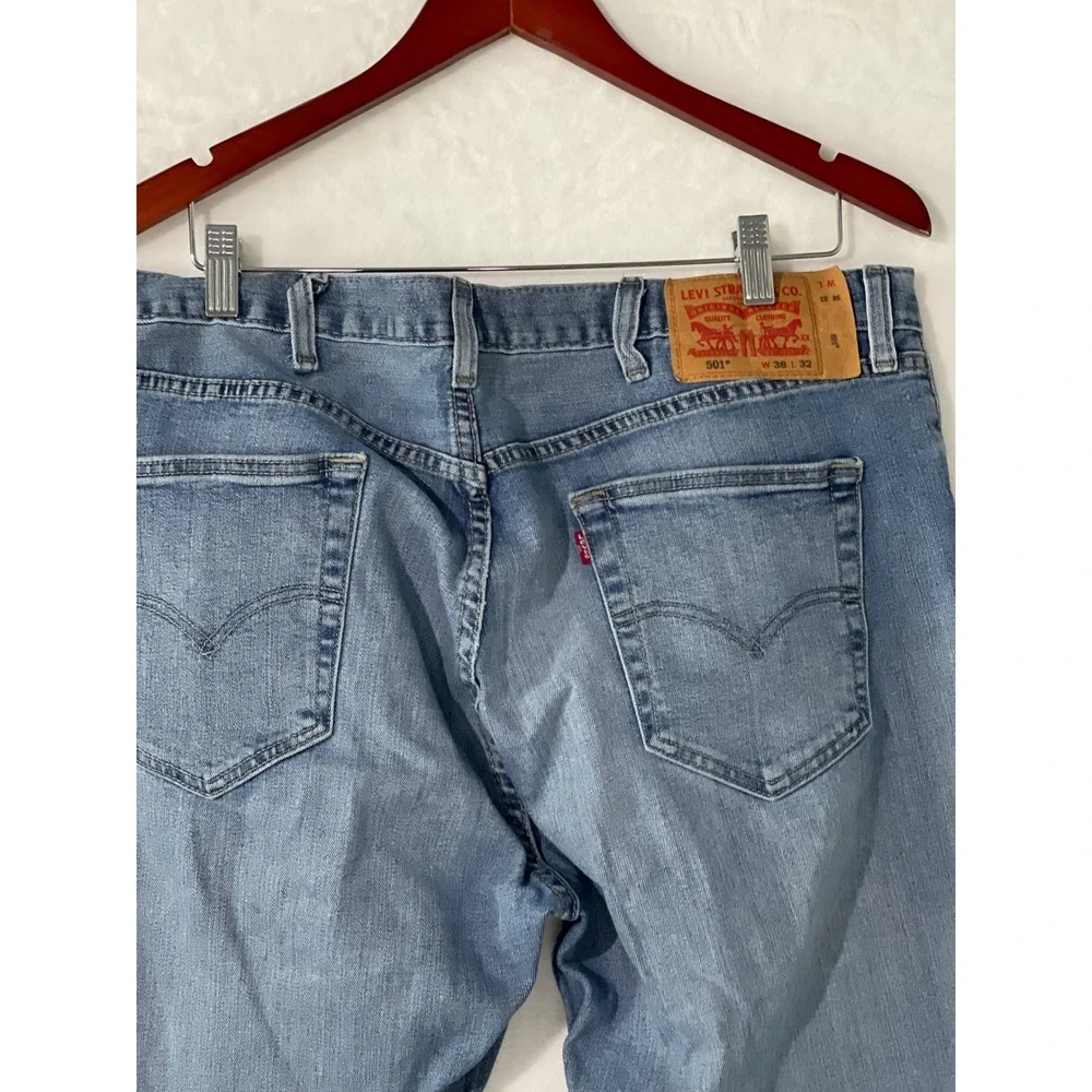 Levi's 501 Mens Jeans Classic Wash Button Fly Denim Straight Leg W38 L32